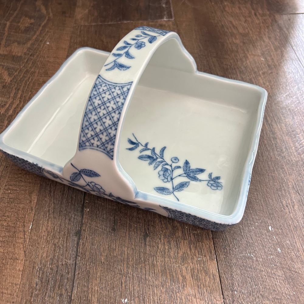 Fitz and Floyd Vintage Porcelain Rectangle White Blue Floral Basket Trinket Dish